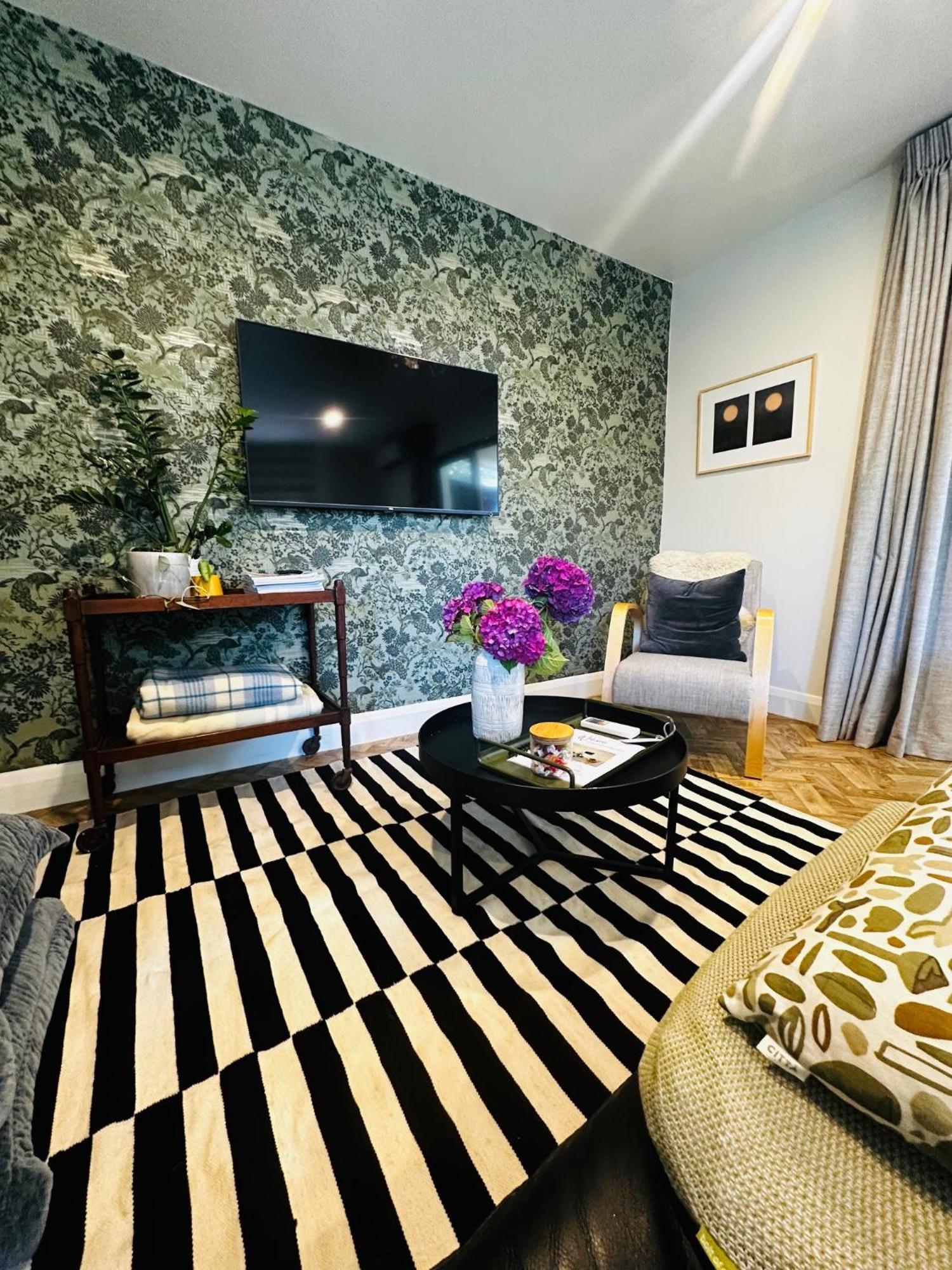 הוילה כרייסטצ'רץ' 2 Bed Beckenham Beauty - Pet Friendly מראה חיצוני תמונה